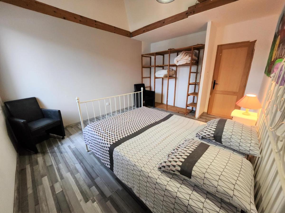 Maison 3 Chambres Avec Piscine Couverte Lespignan 외부 사진